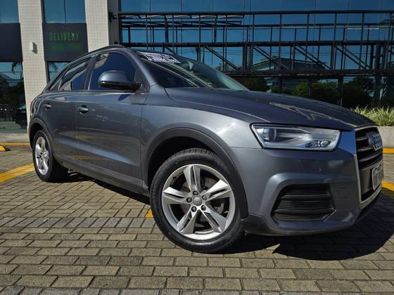 AUDI Q3 1.4 TFSI AMBIENTE GASOLINA 4P S TRONIC